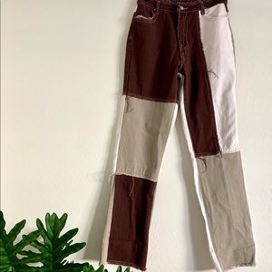 Patch neutral tone jeans